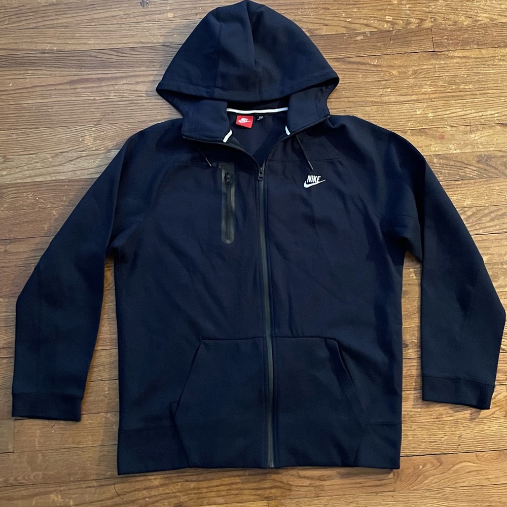 MUST GO Nike Women’s Hoodie Size 3xL